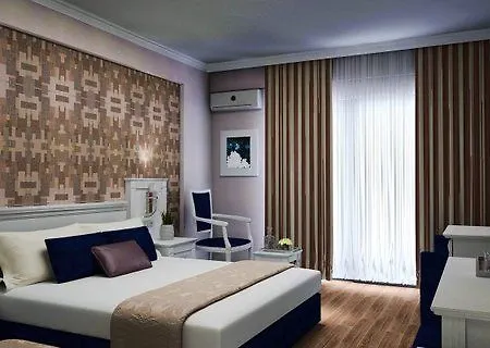 Kemal Bay 阿拉尼亚