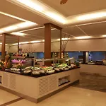 Готель Kemal Bay 5*